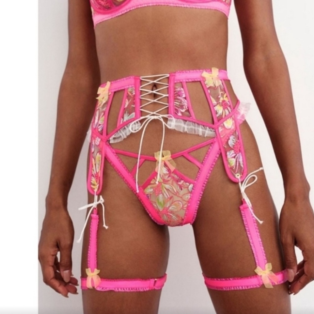 For love of lemons electric rose set